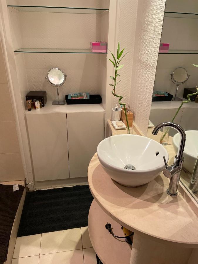 Paris : Superb Appartement De 47M2 Exterior photo